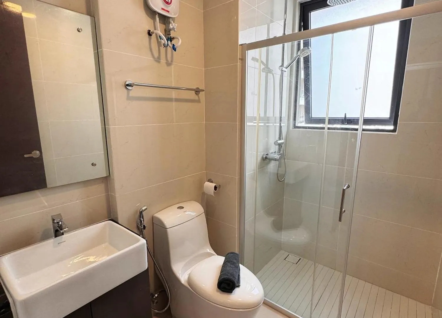Muji Full Seaview Royal Strand With 2Carparks Foc Netflix Access And Youtube Premium 3Beds 3Bath For 6-12Pax By Minshuku Johor Bahru Apartment