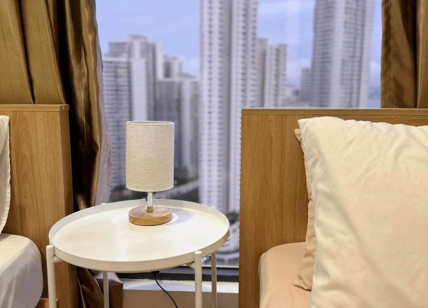 Muji Full Seaview Royal Strand With 2Carparks Foc Netflix Access And Youtube Premium 3Beds 3Bath For 6-12Pax By Minshuku Johor Bahru 0*,  Malaysia