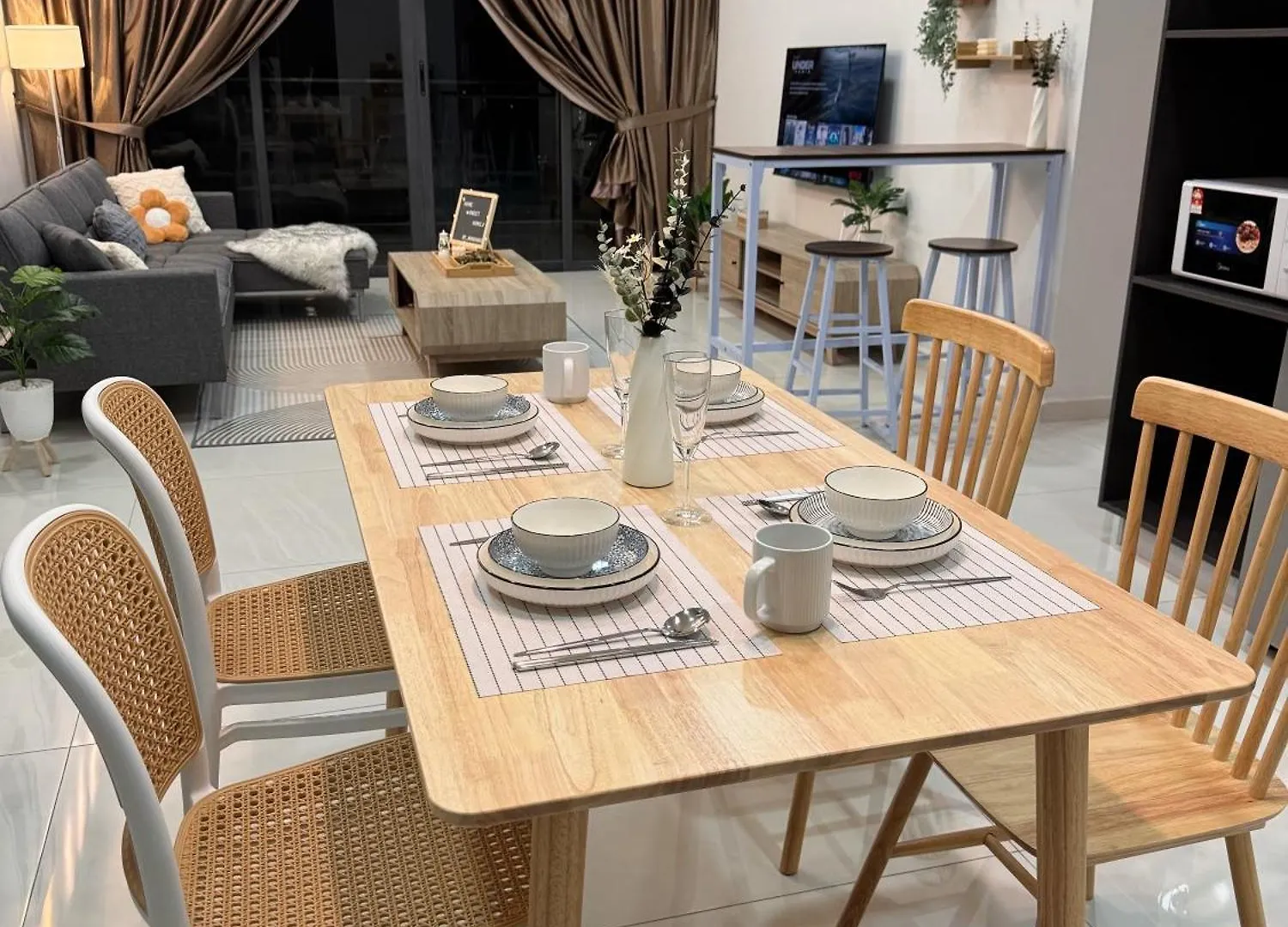 Apartment Muji Full Seaview Royal Strand With 2Carparks Foc Netflix Access And Youtube Premium 3Beds 3Bath For 6-12Pax By Minshuku Johor Bahru