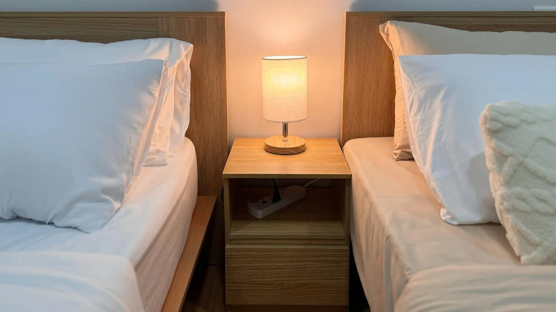 Apartment Muji Full Seaview Royal Strand With 2Carparks Foc Netflix Access And Youtube Premium 3Beds 3Bath For 6-12Pax By Minshuku Johor Bahru